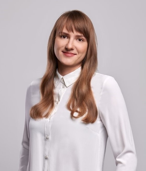 Dr Beata Mazur