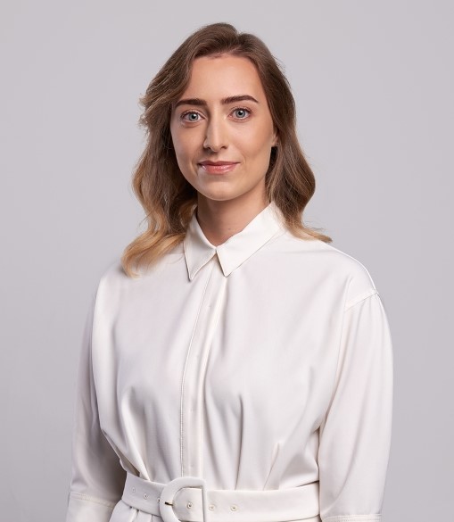 Dr Marta Janicka-Kośnik